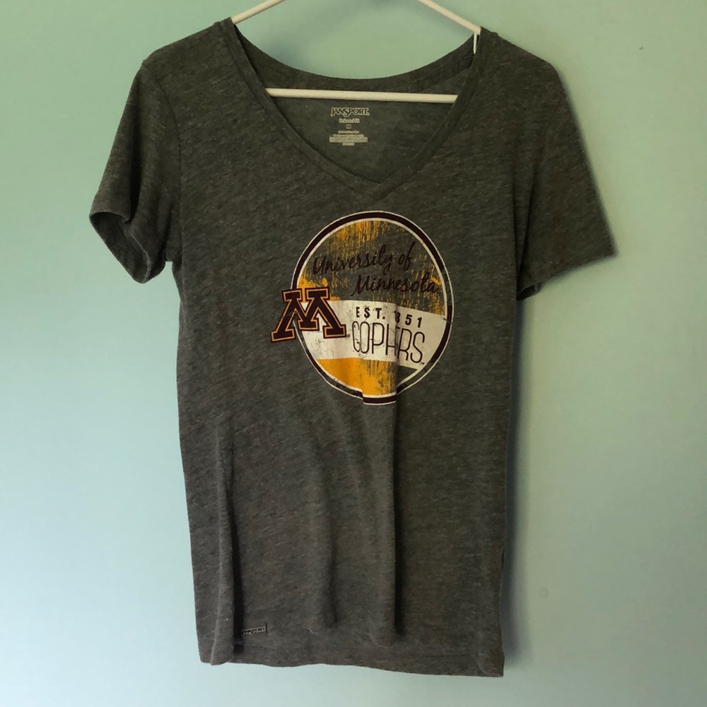 MN Gophers V-Neck - Size M